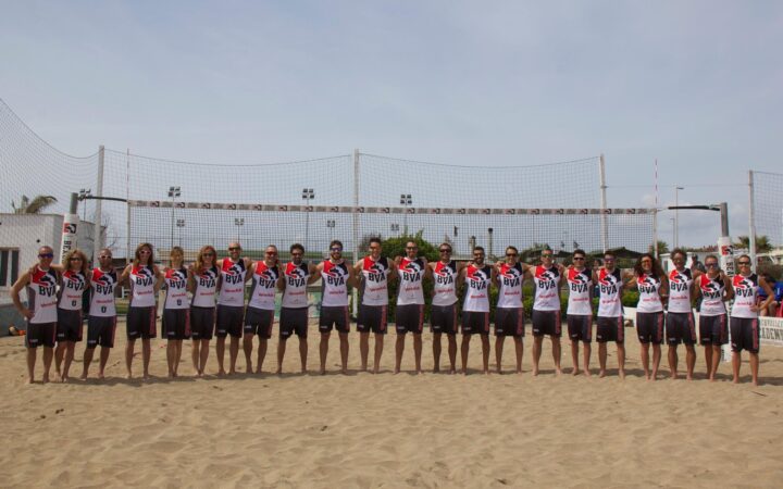 Ostia: torna la primavera e torna la Beach Volley Academy